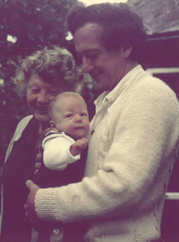 Istvan mit Mutti und Philip 1974
